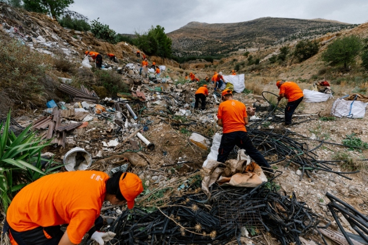 Cyclone Project: Ο «Κυκλώνας» που καθαρίζει τη στεριά και αλλάζει τη νοοτροπία