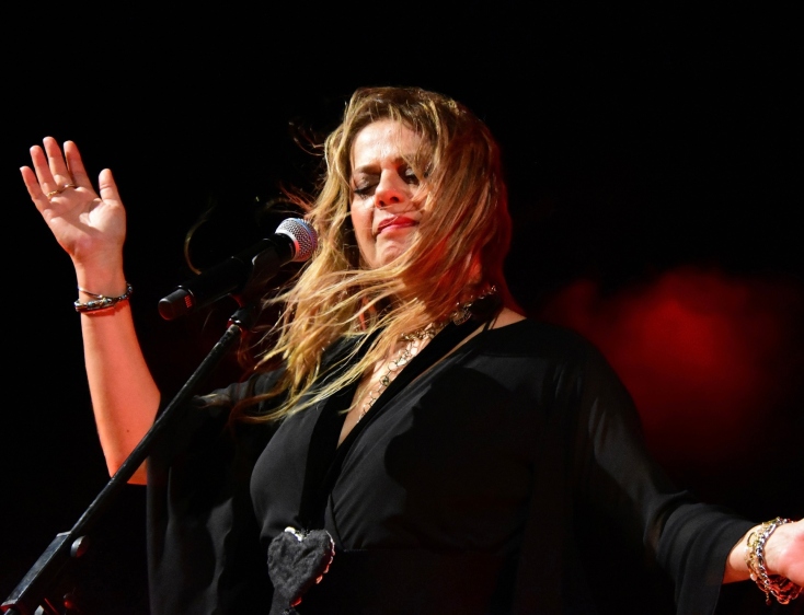 Ελένη Τσαλιγοπούλου: Στα 90s κάναμε την «τρέλα» και το πάθος μας mainstream