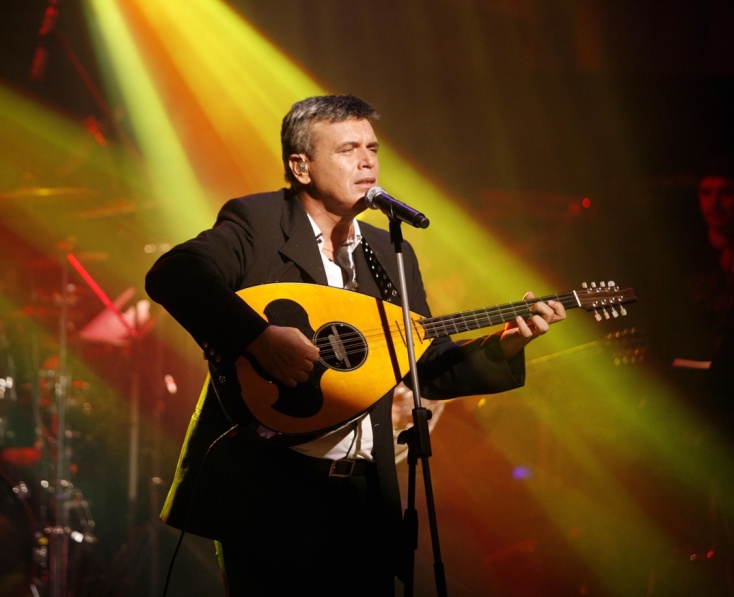 Μανώλης Λιδάκης 