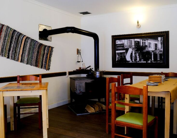 Για μεζεδάκια και τσίπουρα στην Τσιπουροπαγίδα της Φλώρινας