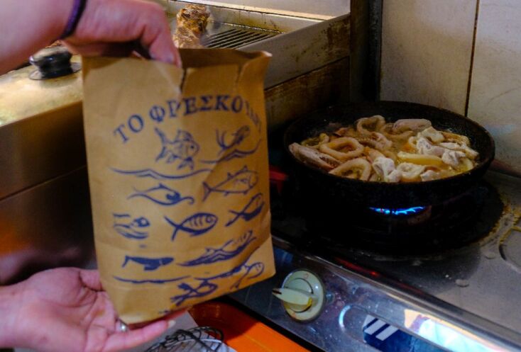 Για μεζεδάκια και τσίπουρα στην Τσιπουροπαγίδα της Φλώρινας