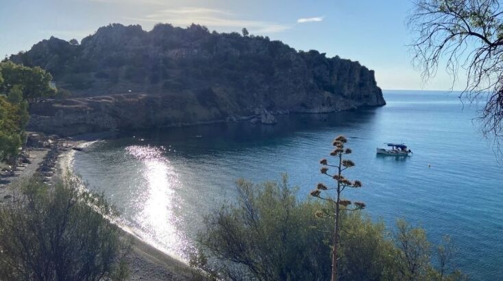 Το σημείο εξόρμησης αποτελείτο απο ένα αγκυροβολημένο σκάφος πλησίον της ανασκαφικης τομής(Niklas Eriksson) (1)