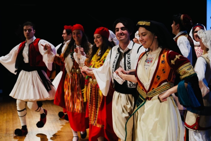Παραδοσιακοί χοροί με φουστανέλες και μακεδονικά κρασιά στην καρδιά της Βοστώνης