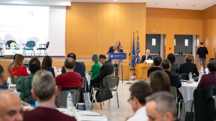 Η Πρόεδρος του ΙΝΕΔΙΒΙΜ, εξήρε τον σημαντικό ρόλο και την διαρκή  αφοσίωση των Διευθυντών και Διευθυντριών των ΣΔΕ