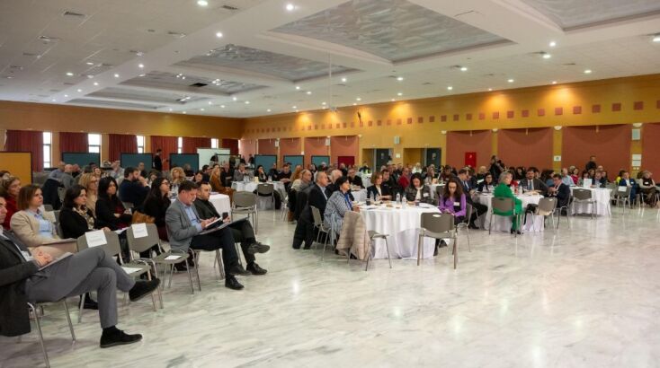 Στιγμιότυπο από την πρώτη κεντρική συνάντηση των Διευθυντών Σχολείων Δεύτερης Ευκαιρίας