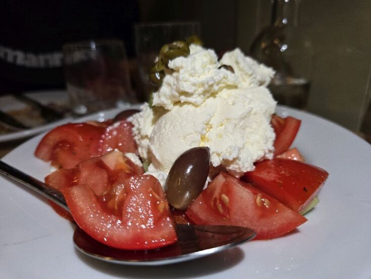 Πίπις, Κεραμεικός