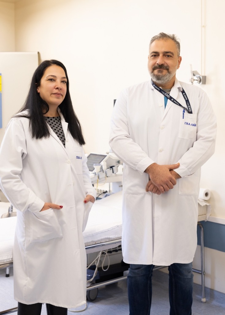 Η Επιμελήτρια Β και Ακτινολόγος στο ΓΝΑ Λαϊκό, Καλλιόπη Κόκκαλη με τον Επεμβατικο Ακτινολόγο, Δρ Χρυσοβαλάντη Βεργαδή