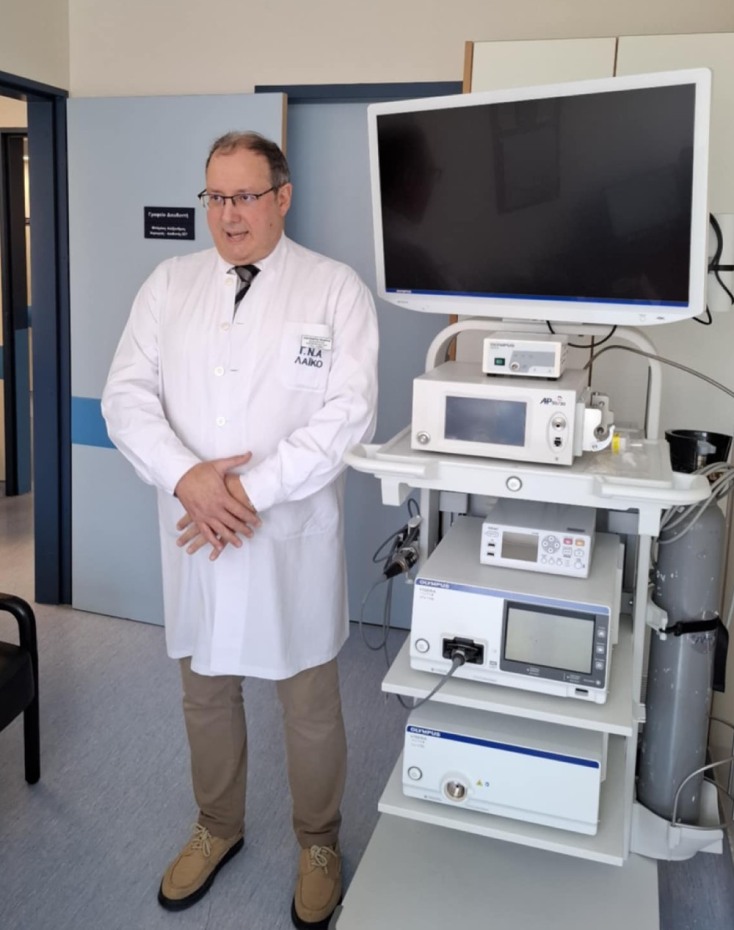 O Διευθυντής κλινικής μεταμόσχευσης και χειρουργικής νεφροπαθών, Μπάρλας Αλέξανδρος