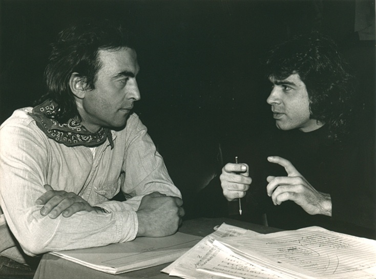 Νίκος Παπάζογλου, Νίκος Κυπουργός