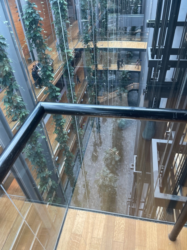 Αποστολή στο Ευρωκοινοβούλιο: Κατάδυση στο εσωτερικό μιας δημοκρατικής Βαβυλωνίας