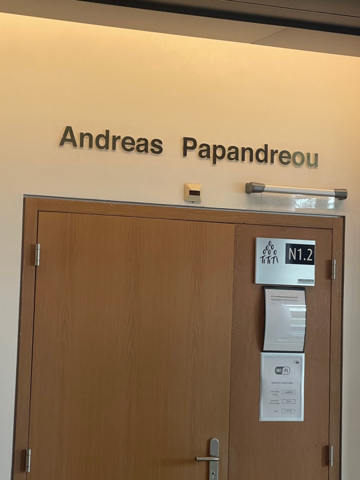 Αποστολή στο Ευρωκοινοβούλιο: Κατάδυση στο εσωτερικό μιας δημοκρατικής Βαβυλωνίας