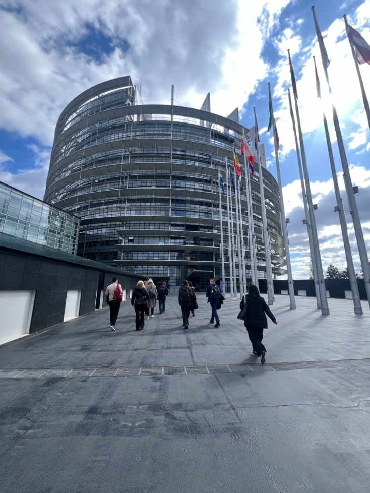 Αποστολή στο Ευρωκοινοβούλιο: Κατάδυση στο εσωτερικό μιας δημοκρατικής Βαβυλωνίας