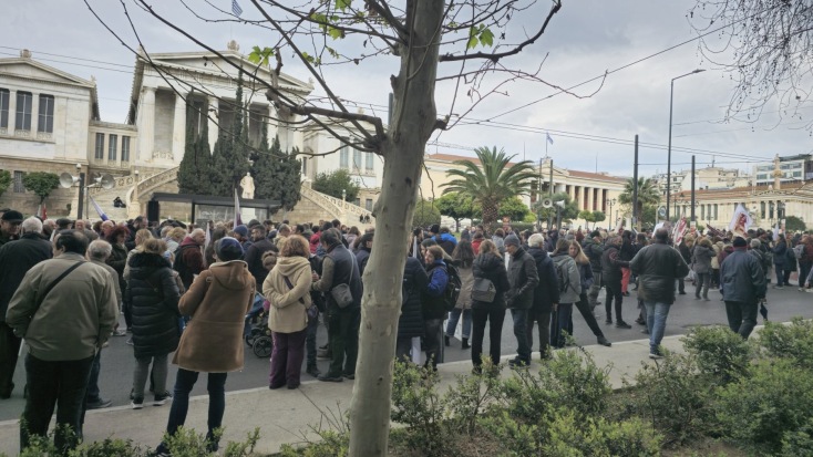 Απεργία 9 Απριλίου: Σε εξέλιξη οι συγκεντρώσεις στο κέντρο της Αθήνας