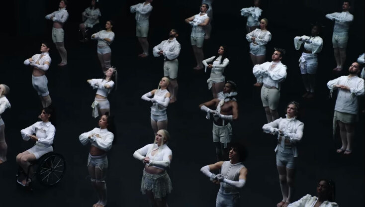 Abracadabra Fan Edit: Όταν το μάρκετινγκ συναντά το πάθος των φαν