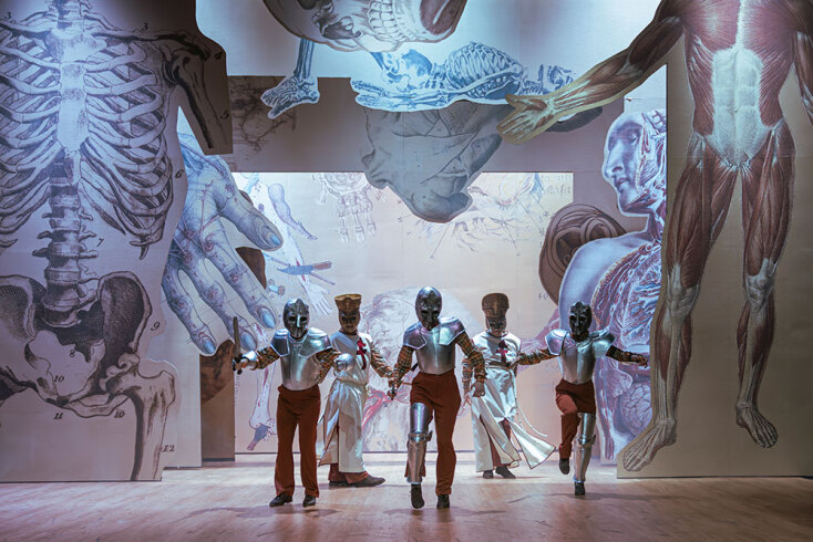 «Φάουστ» σε σκηνοθεσία Άρη Μπινιάρη στο Εθνικό Θέατρο: Η κριτική του Δημήτρη Τσατσούλη