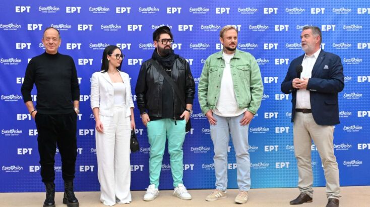 Φωκάς Ευαγγελινός, Klavdia, δύο μέλη των Arcade (Παύλος Μανώλης, Diveno) και ο διευθυντής Εταιρικής Επικοινωνίας της ΕΡΤ, Κώστας Τσολάκης