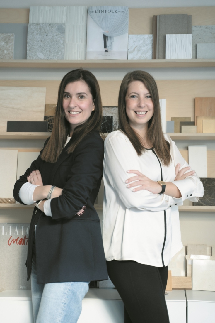 Από αριστερά: Ειρήνη και Δανάη