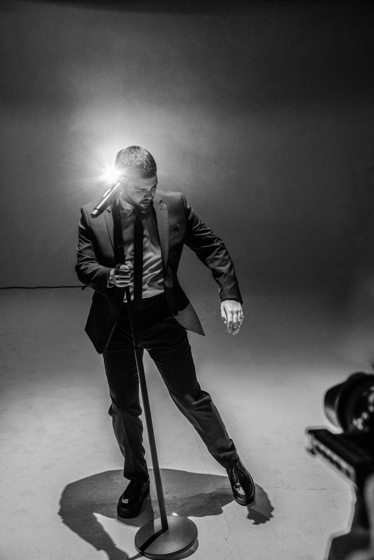 Κωνσταντίνος Μαργαρίτης: Το νέο του τραγούδι «Αυτά Που Δε Βλέπεις» - Η εξομολόγηση του τραγουδιστή για τη δημιουργία του.