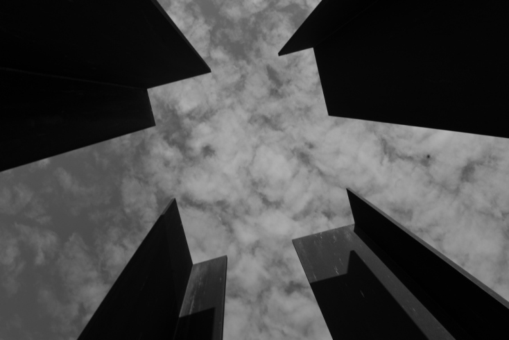 Φλώρα Ζαφειράκη, Faint lines