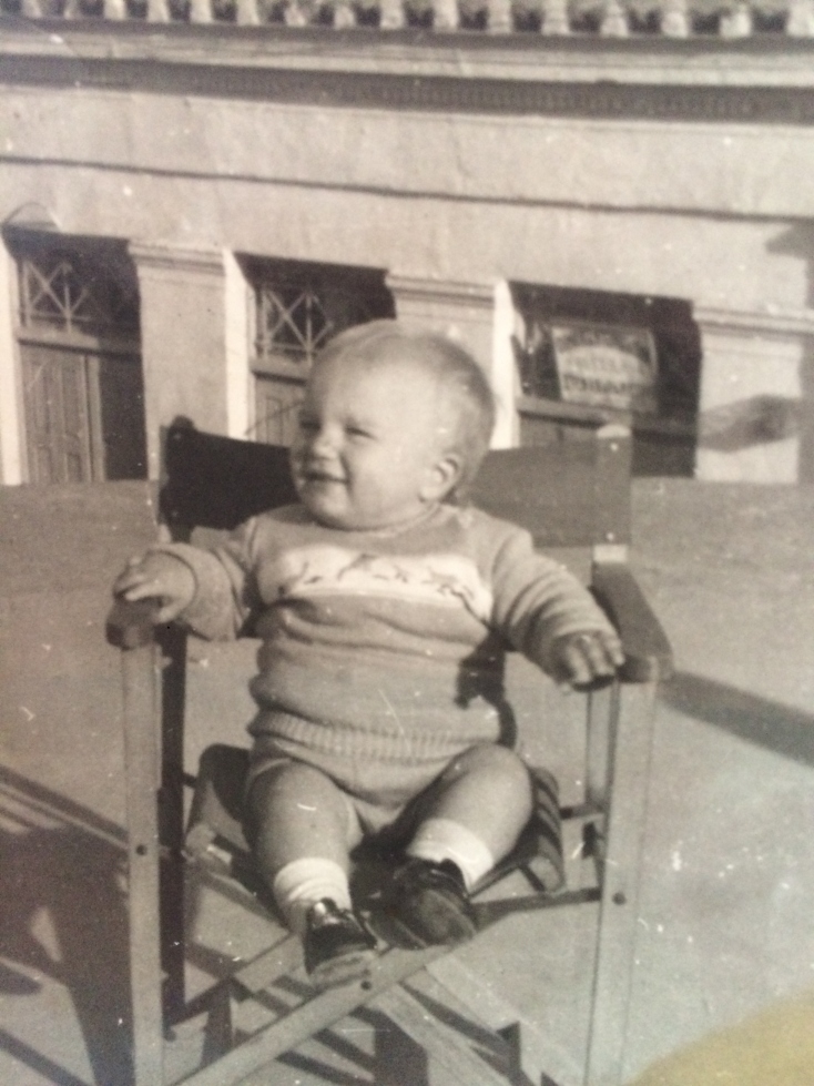 Βαγγέλης Γερμανός: Αφιέρωμα στον μεγάλο τραγουδοποιό - Ο μουσικός παραγωγός Άγγελος Σφακιανάκης θυμάται τη γνωριμία, τις συνεργασίες τους, και γράφει για την πορεία του