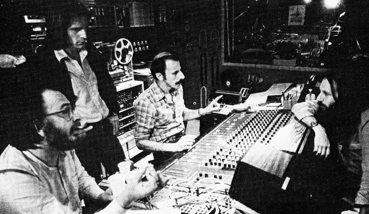 Βαγγέλης Γερμανός: Αφιέρωμα στον μεγάλο τραγουδοποιό - Ο μουσικός παραγωγός Άγγελος Σφακιανάκης θυμάται τη γνωριμία, τις συνεργασίες τους, και γράφει για την πορεία του