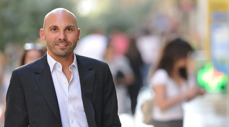 Θέμης Σαρανταένας