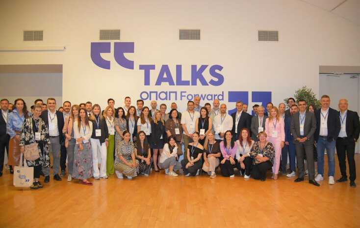 Οι επιχειρηματίες του προγράμματος ΟΠΑΠ Forward με διοικητικά στελέχη του ΟΠΑΠ και της Endeavor Greece