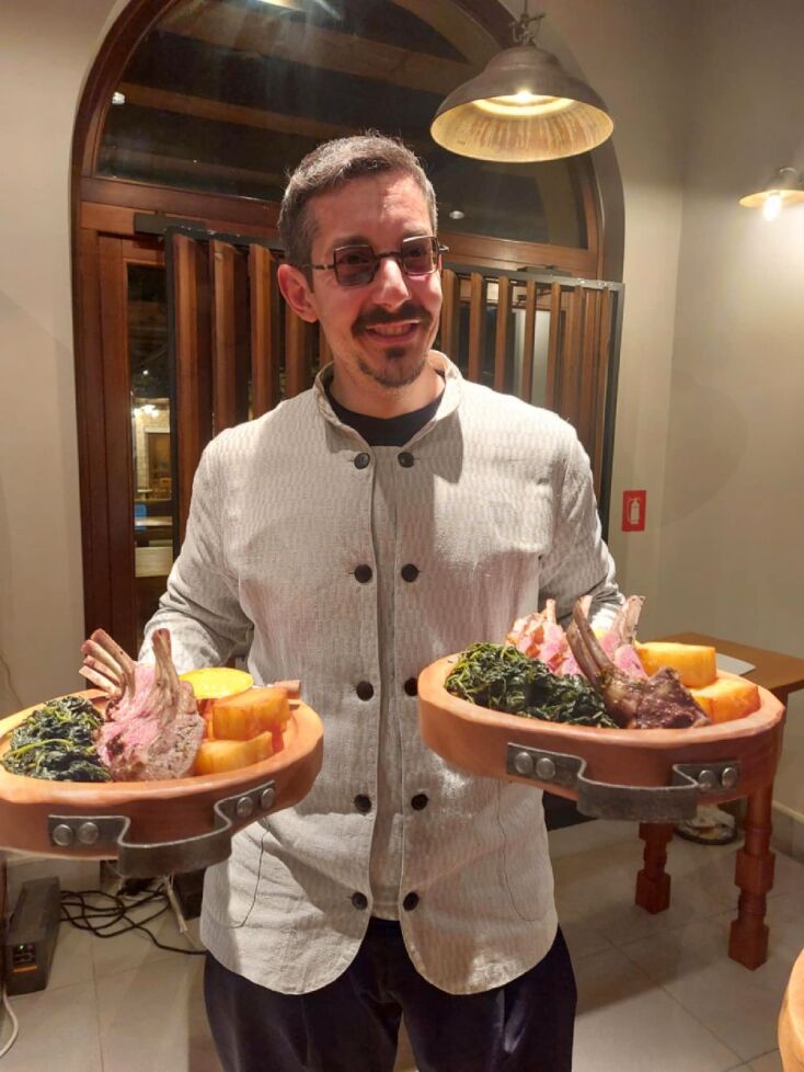 Ο Αλέξανδρος Τσιοτίνης στο Parafrasi by CTC