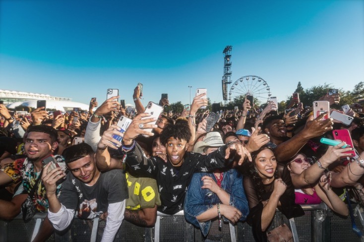 Netflix: Το Απόλυτο Φιάσκο: Η Τραγωδία του Astroworld / Trainwreck: The Astroworld Tragedy