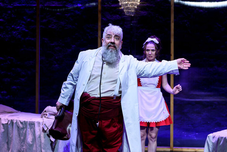 «Βικτόρ ή τα παιδιά στην εξουσία» του Ροζέ Βιτράκ, σε σκηνοθεσία Κώστα Παπακωνσταντίνου, στο Θέατρο Σταθμός