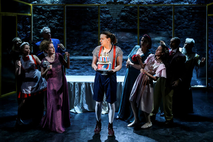 «Βικτόρ ή τα παιδιά στην εξουσία» του Ροζέ Βιτράκ, σε σκηνοθεσία Κώστα Παπακωνσταντίνου, στο Θέατρο Σταθμός