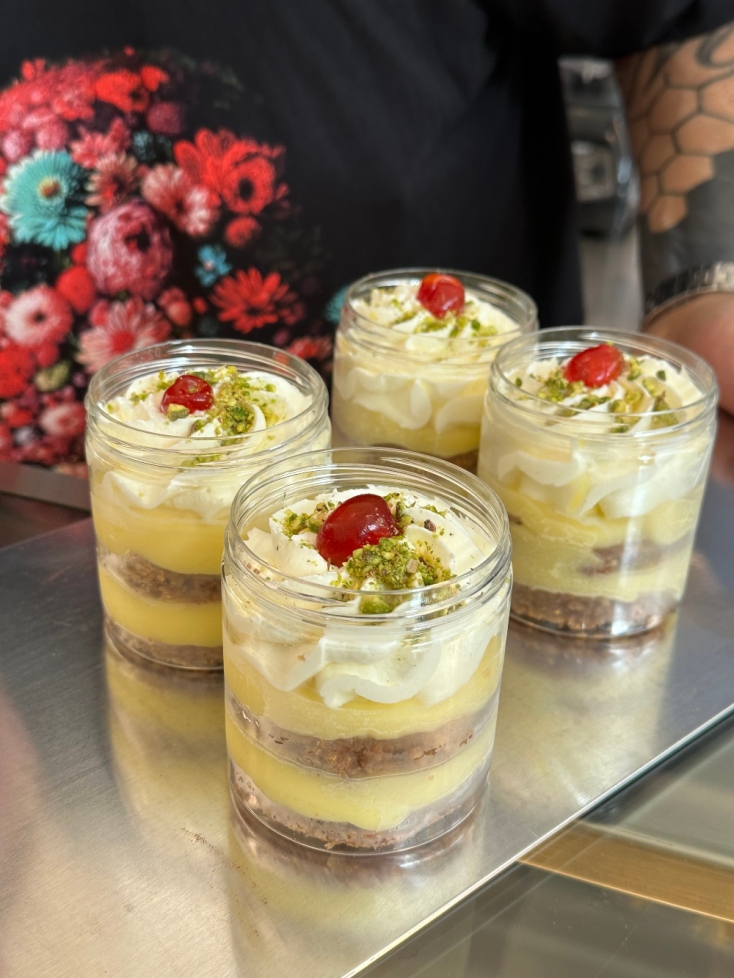 Νουγκατίνα στη Routina από τον Δημήτρη Μακρυνιώτη 