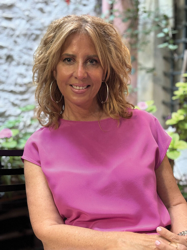  Χριστοπούλου Αθηνά, MD, PhD, Παθολόγος – Ογκολόγος, Διευθύντρια Παθολογικής Ογκολογίας, Υπεύθυνη Ογκολογικής Μονάδας Γ.Ν.Π. «Ο Άγιος Ανδρέας».