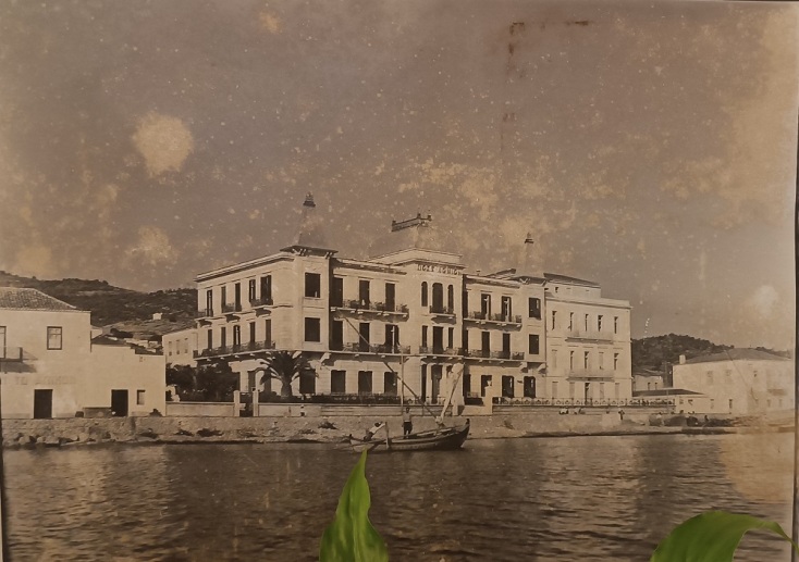 Αναργύρειος Σχολή Σπετσών: Όταν η τέχνη συναντά την παιδεία και την ιστορία