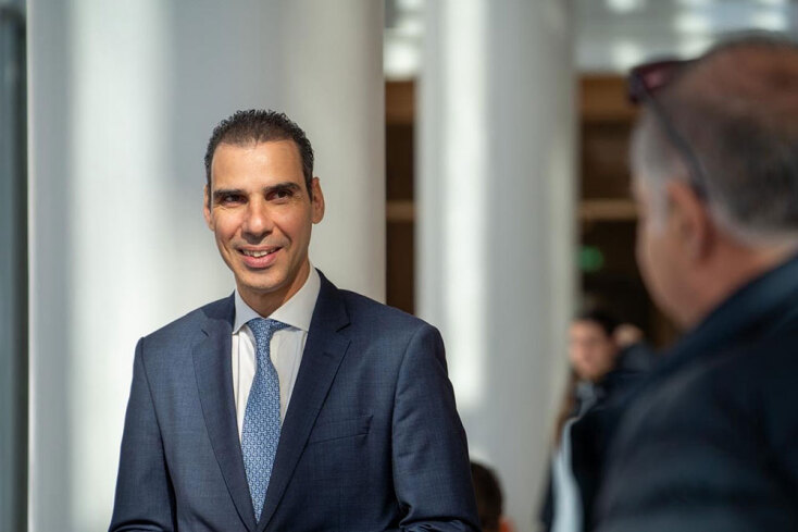 Mάριος Θεμιστοκλέους: Ο Υφυπουργός Υγείας μιλάει στην Athens Voice