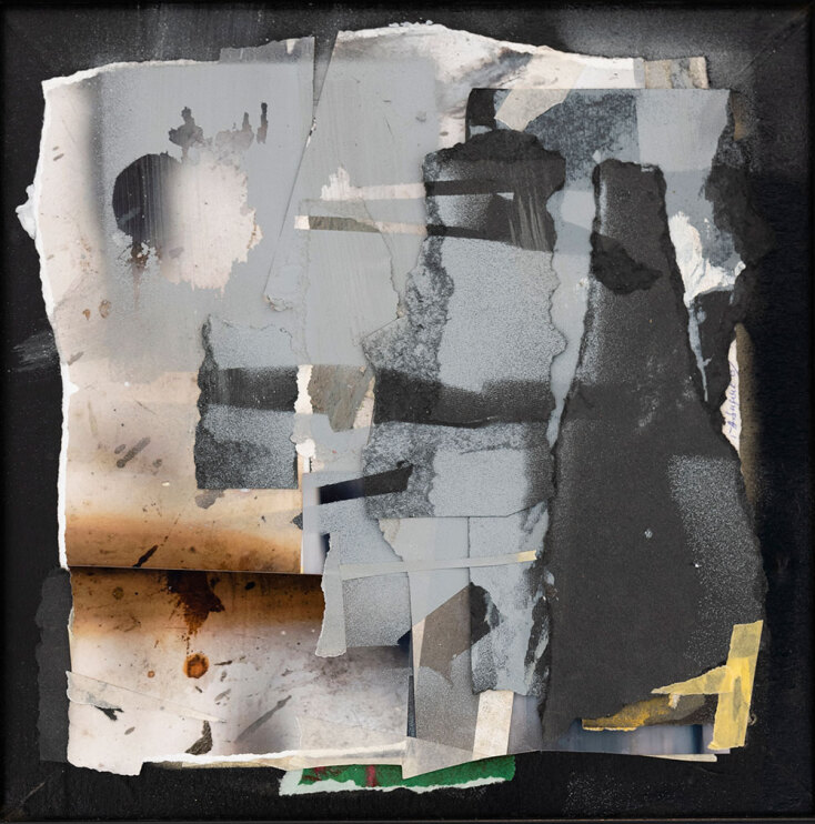 In Between 13, 2025, Collage, 32 x32 cm. Ευγενική παραχώρηση του καλλιτέχνη και της γκαλερί Citronne © Vagelis Zavos