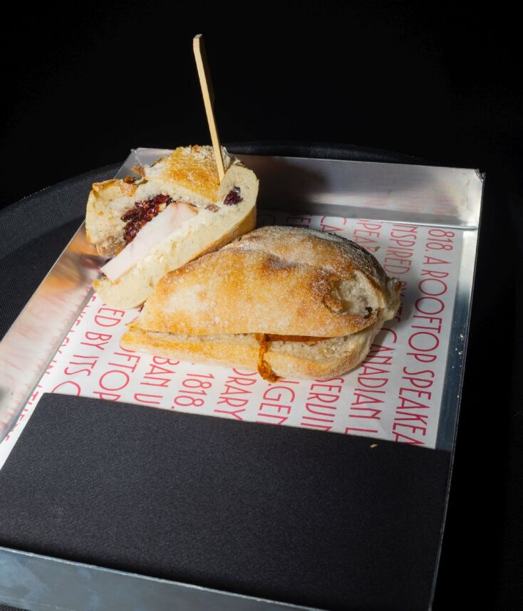 1818: το νέο μυστικό bar της Αθήνας