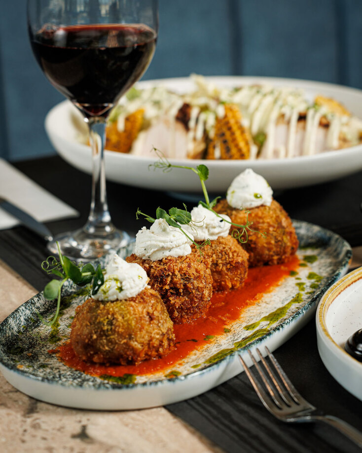 Ο σεφ Δημήτρης Γεωργιάδης μας ξεναγεί στην κουζίνα του Rodopou & Beyond