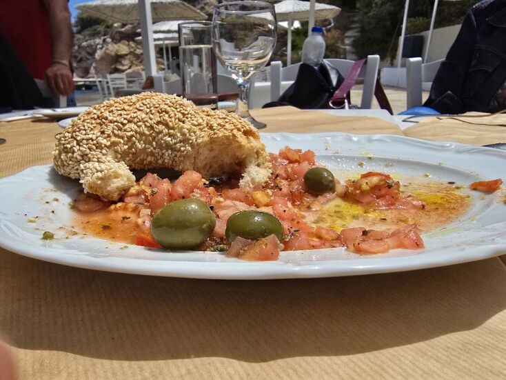 Ψαροταβέρνα Αχλάδι, Σύρος