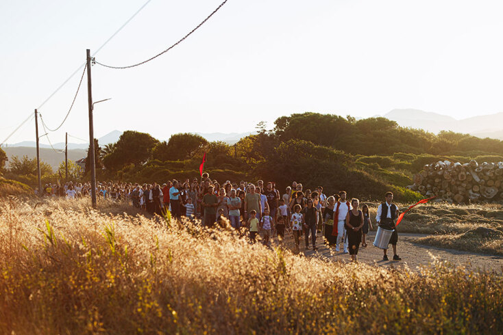 Στη Γη των Κρίνων: Η ΕΛΣ συνομιλεί με τον τόπο και τους ανθρώπους της Β. Εύβοιας