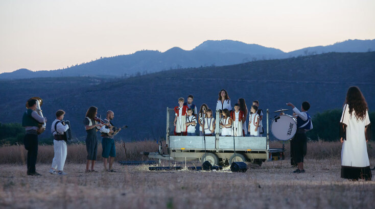 Στη Γη των Κρίνων: Η ΕΛΣ συνομιλεί με τον τόπο και τους ανθρώπους της Β. Εύβοιας