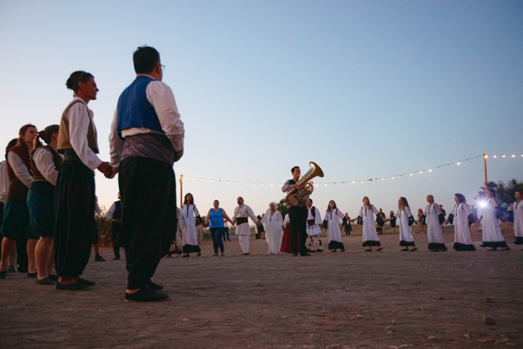 Στη Γη των Κρίνων: Η ΕΛΣ συνομιλεί με τον τόπο και τους ανθρώπους της Β. Εύβοιας