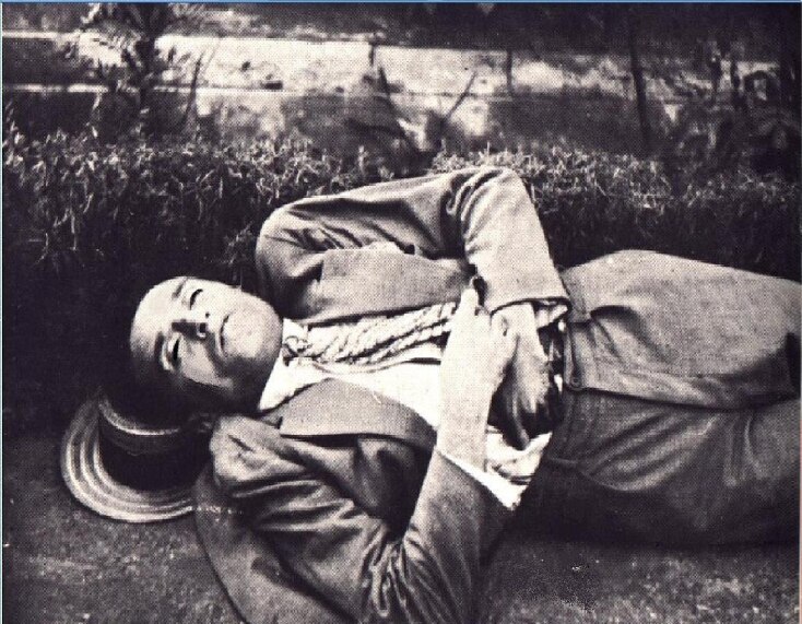 Η εικόνα του νεκρού Κώστα Καρυωτάκη