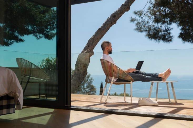 Πώς το Bleisure αλλάζει τον τρόπο που ταξιδεύουμε και δουλεύουμε