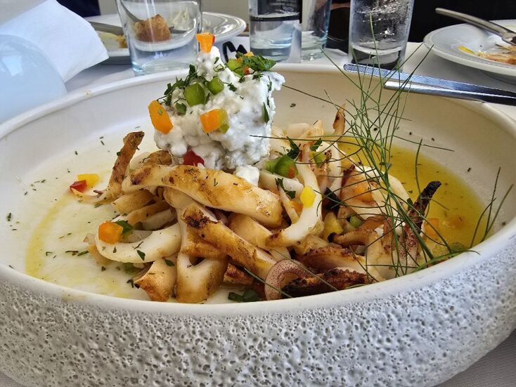 Αλλού Γυαλού