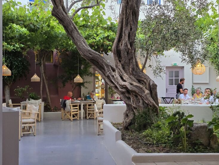 Μικρό Καράβι, Τήνος