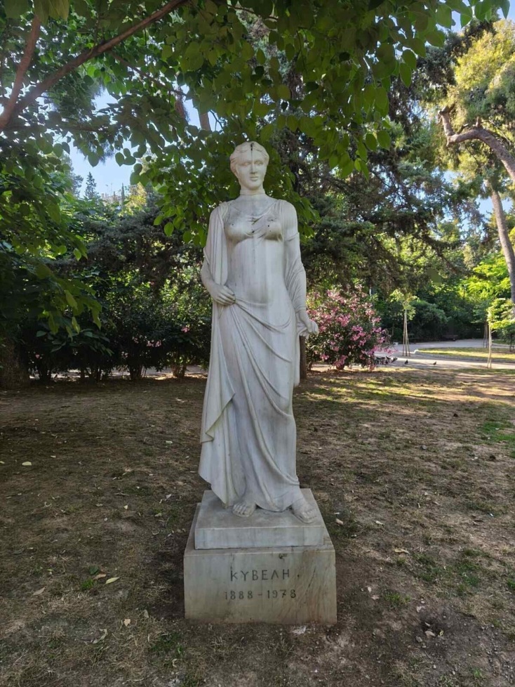 Βόλτα στο Άλσος Παγκρατίου: Μια ανάσα πρασίνου στο κέντρο της πόλης