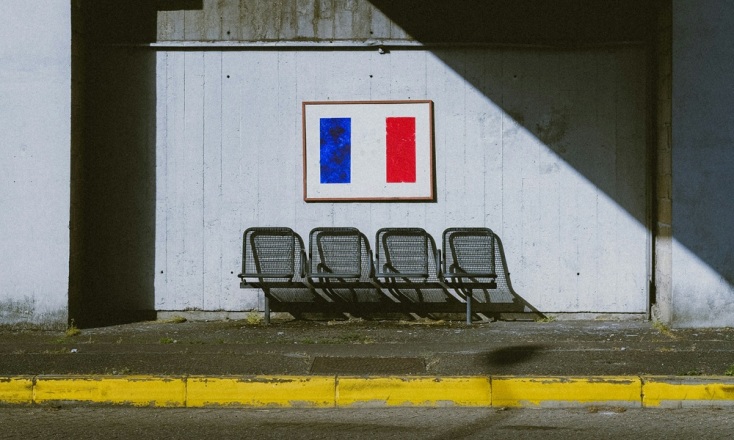 Ποιος είναι ο μέσος μισθός στη Γαλλία το 2025;