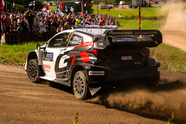 Ράλλυ Φινλανδίας: O Κάλε Ροβάνπερα θριαμβεύει και γράφει ιστορία