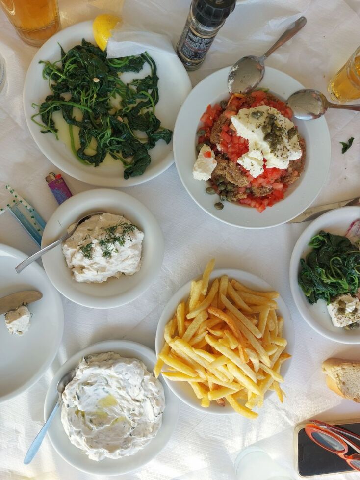 Καπετάν Πιπίνος, Αντίπαρος